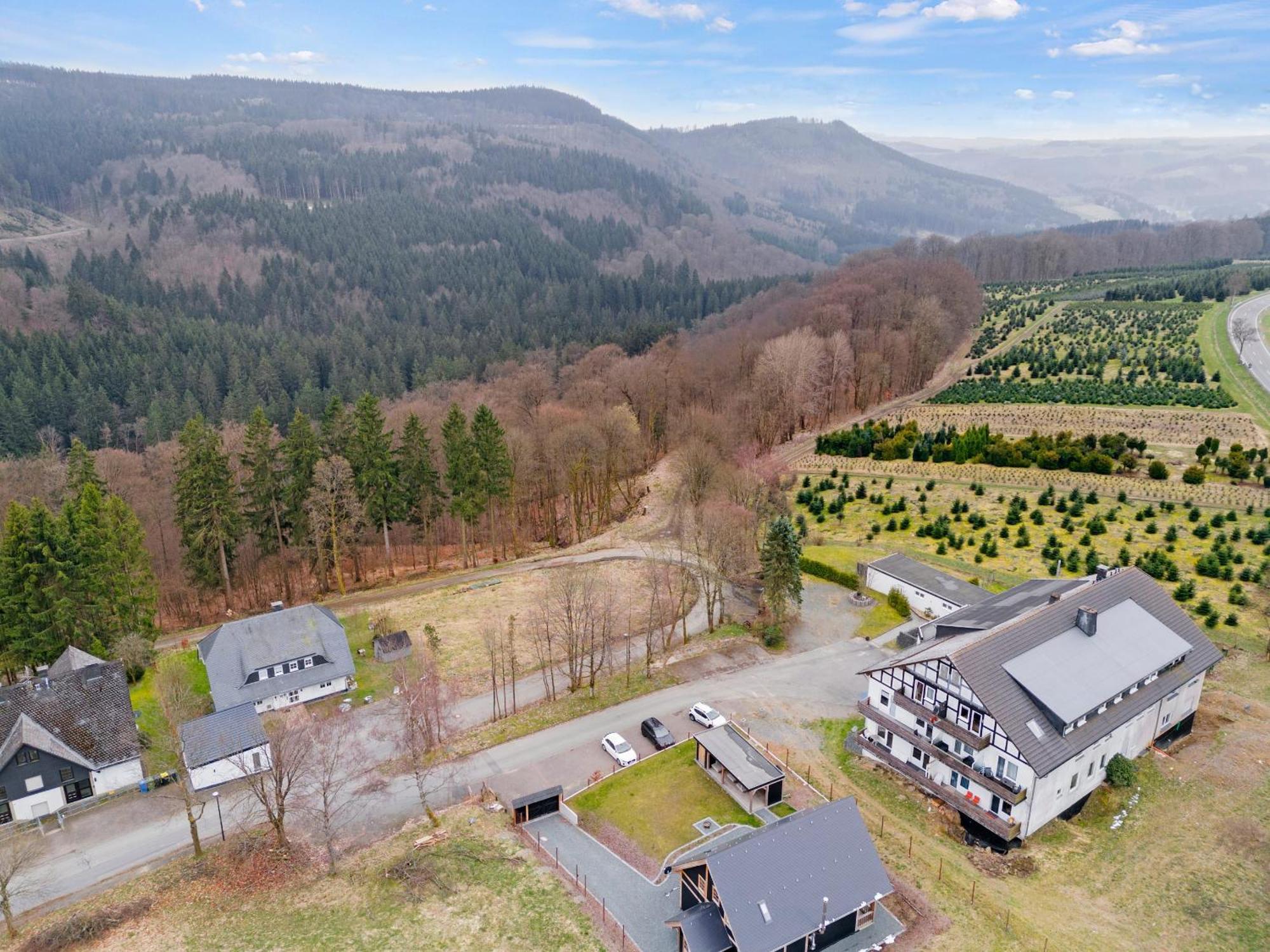 Greenhouse Living Apartment Aurinia - Wandern - Mountainbike Fahren - 4 Minuten Nach Winterberg - 4 Minuten Zur Ruhrquelle - Natur Geniessen - Reisen Mit Hund Медебах Экстерьер фото